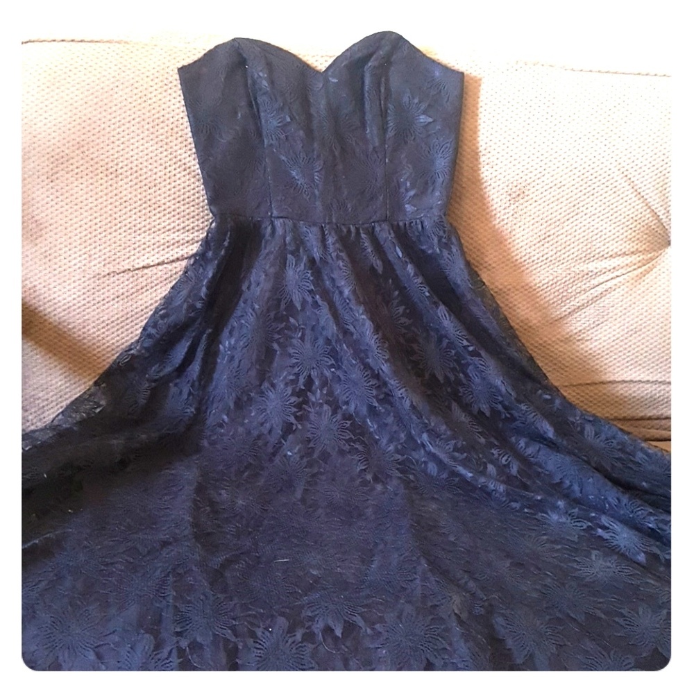 Vintage black lace party dress